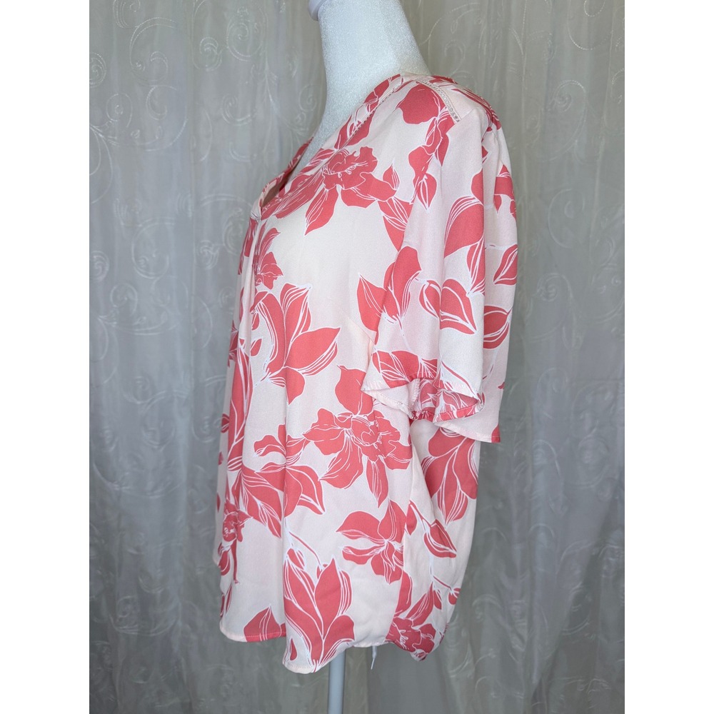 Liz Claiborne Pink Coral Floral V-Neck Blouse Short Sleeve Top Medium - Picture 2 of 8